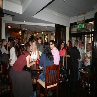The Rose And Crown fotoÄŸrafÄ±
