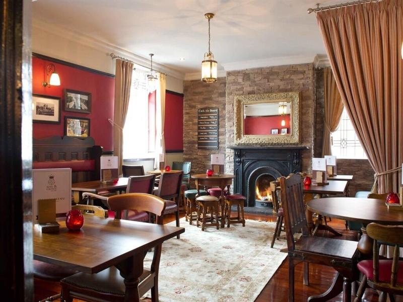 The Rose And Crown - Lobi