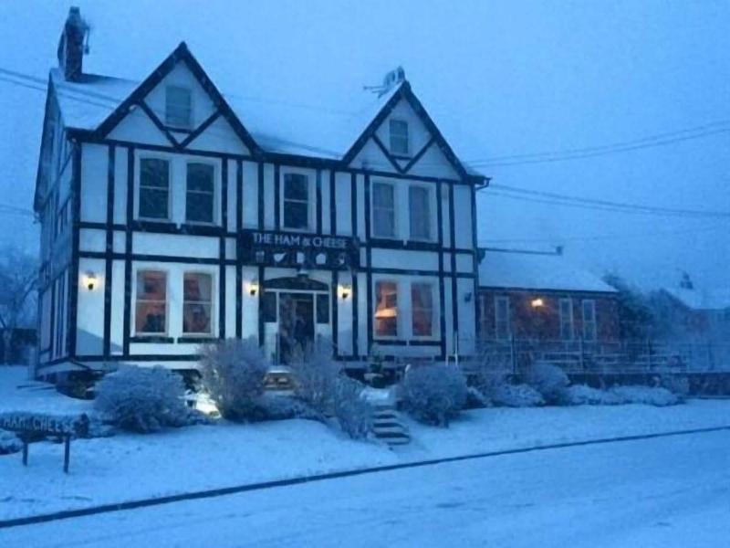 Ham And Cheese Country Inn - Genel
