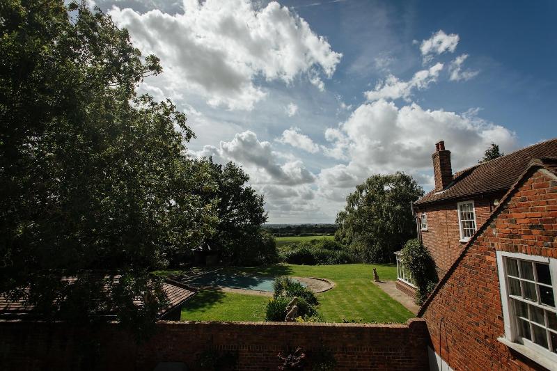 Downham Hall - Genel