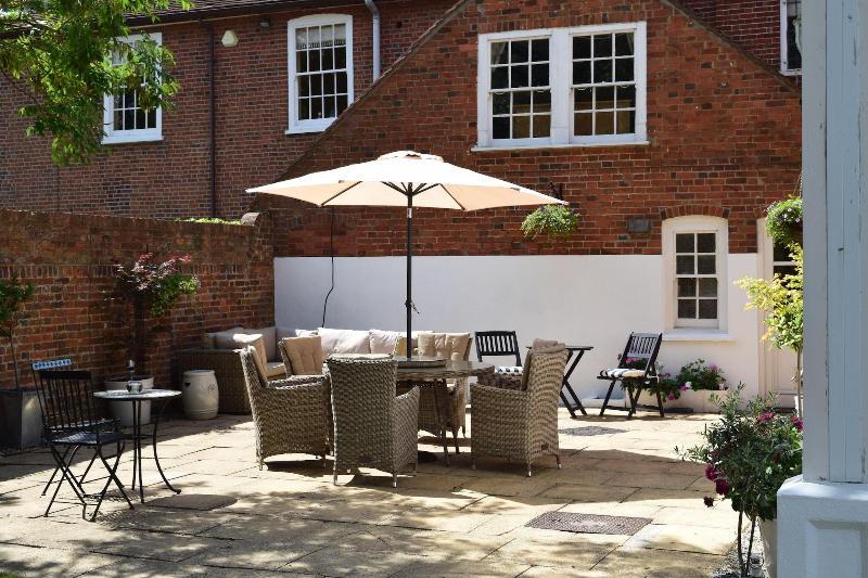 Downham Hall - Teras