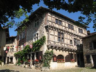 Hostellerie de Pérouges otel fotoğrafı