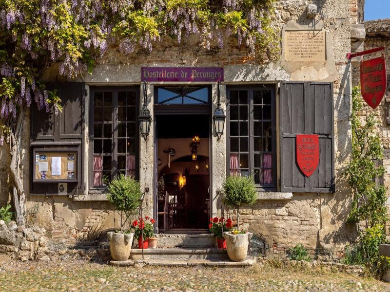 Hostellerie de Pérouges - Genel