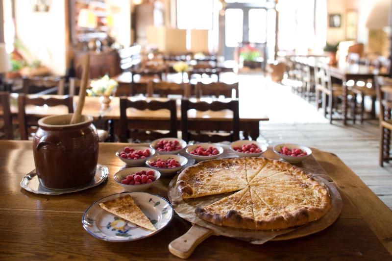 Hostellerie de Pérouges - Restoran
