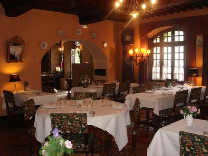 Hostellerie de Pérouges - Restoran