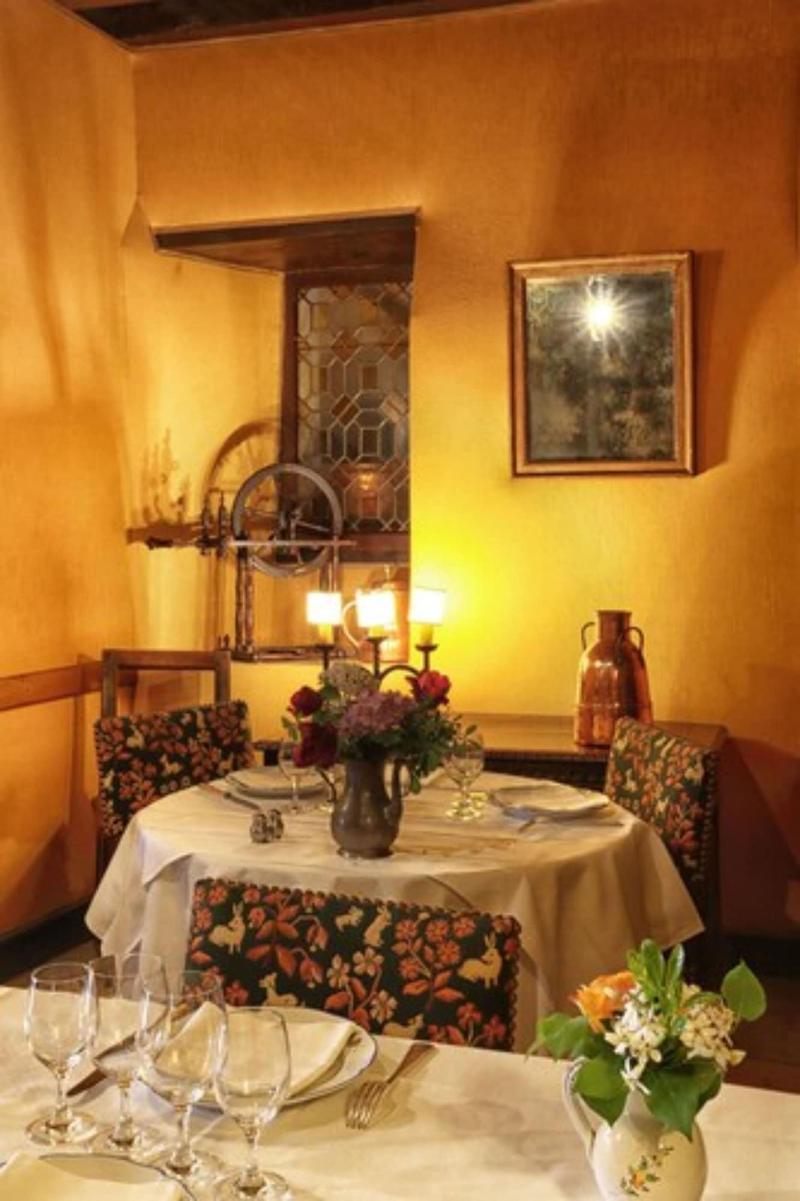 Hostellerie de Pérouges - Restoran