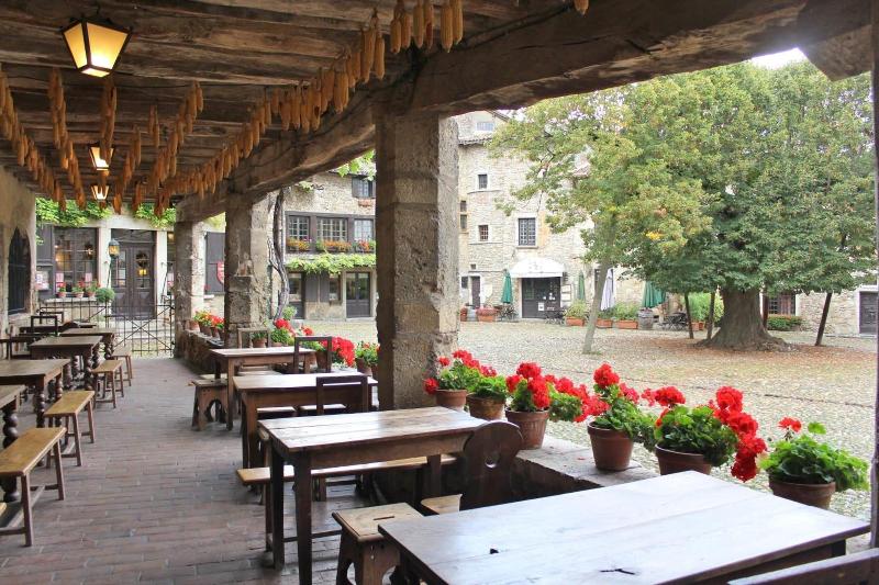 Hostellerie de Pérouges - Restoran