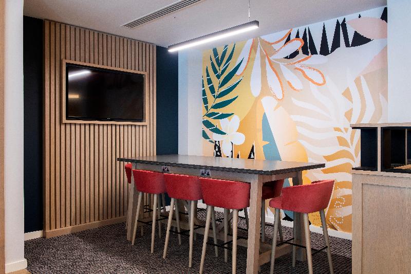 Holiday Inn Shepperton - Bar