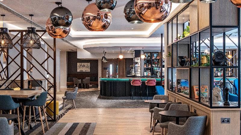 Holiday Inn Shepperton - Bar