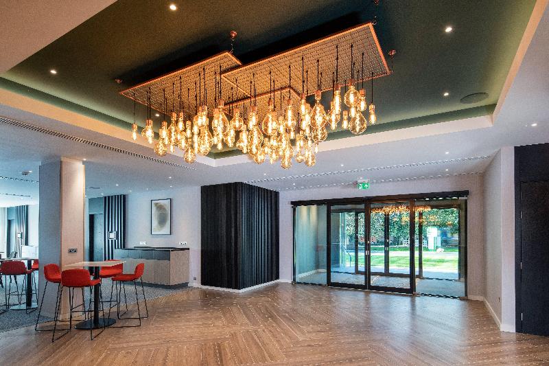 Holiday Inn Shepperton - Genel