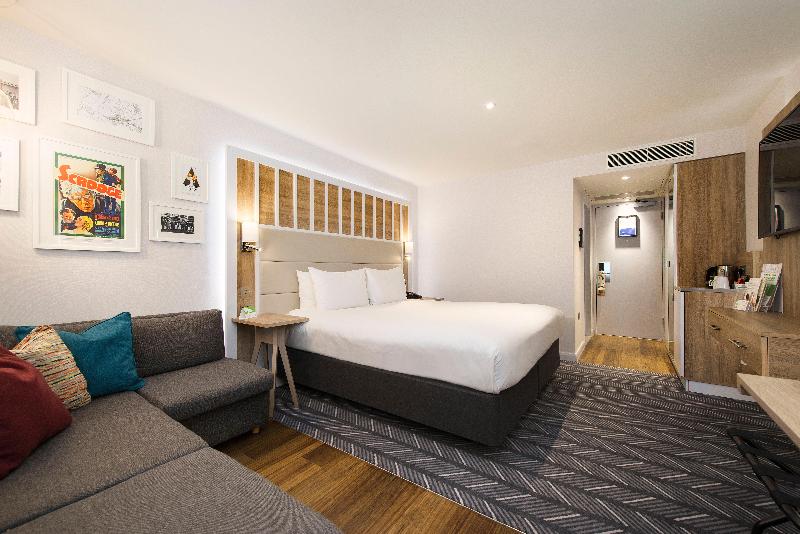 Holiday Inn Shepperton - Oda