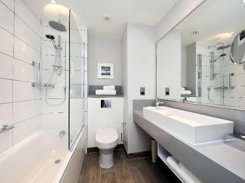 Holiday Inn Shepperton - Oda