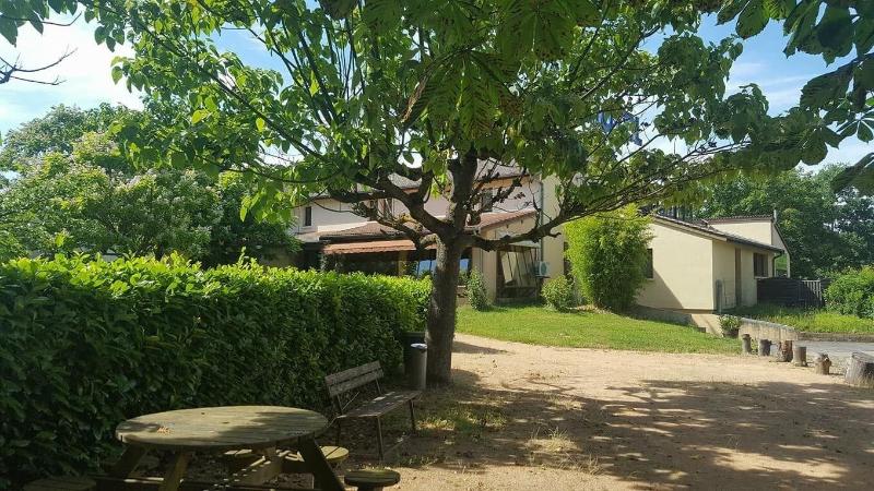 Hôtel Restaurant Le Mont Brouilly - Genel