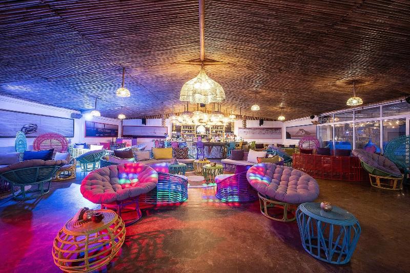 Dakhla Attitude - Bar