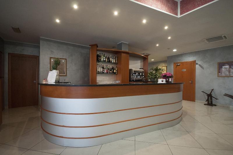 Brindor Hotel - Bar