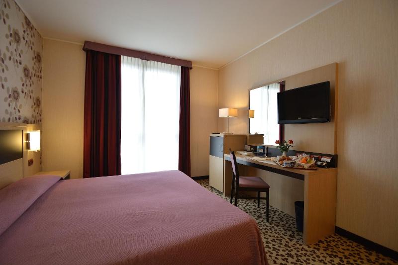 Brindor Hotel - Oda