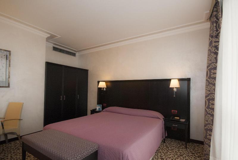 Brindor Hotel - Oda