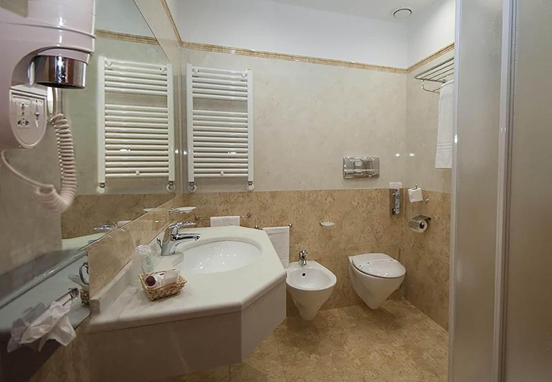 Brindor Hotel - Oda