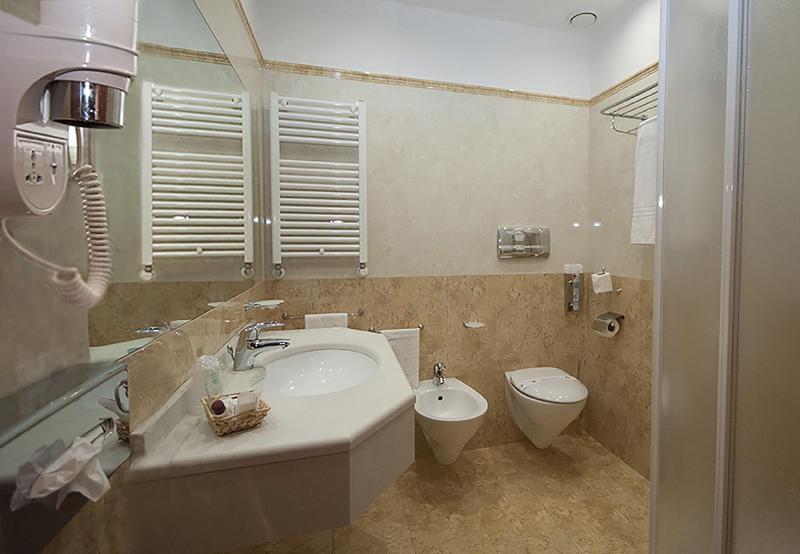Brindor Hotel - Oda