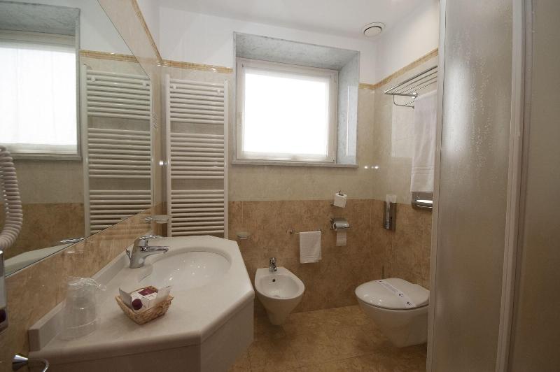 Brindor Hotel - Oda