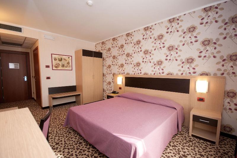 Brindor Hotel - Oda