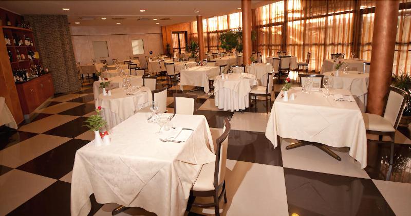 Brindor Hotel - Restoran