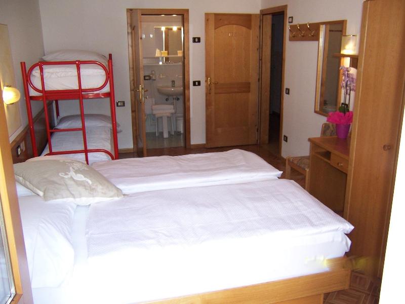 Alpen Hotel Rabbi - Oda