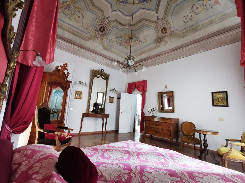 Le Foglie Di Acanto - Oda