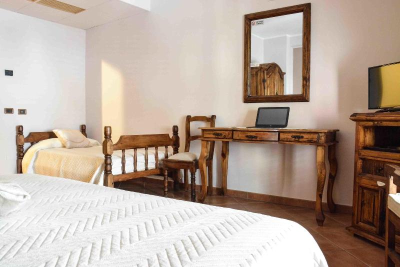 Hotel Castello Di Giuliano - Oda