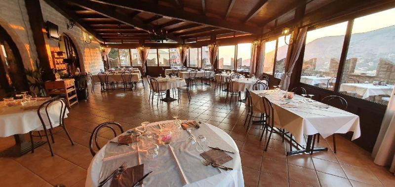 Hotel Castello Di Giuliano - Restoran