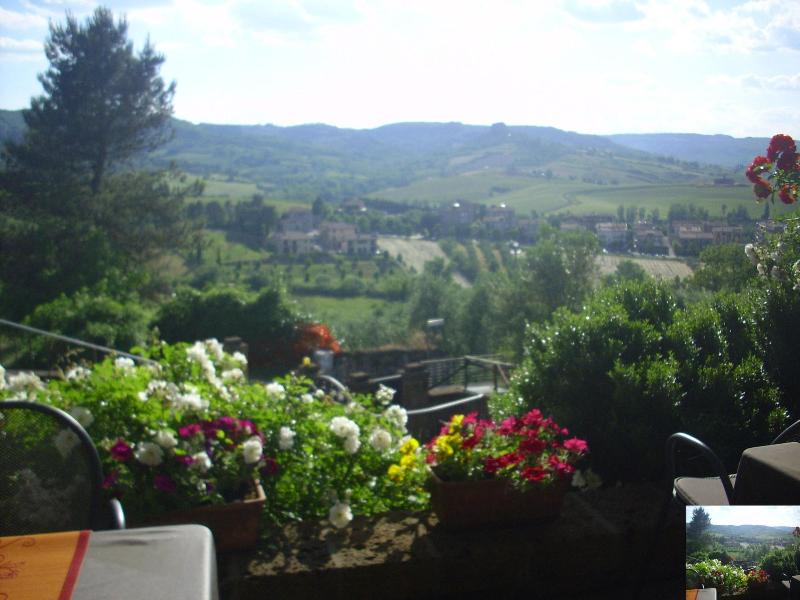 B&B Chiara e Benedetta (La villa degli Ulivi) - Genel