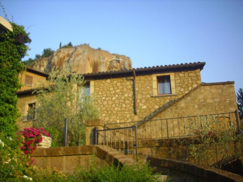 B&B Chiara e Benedetta (La villa degli Ulivi) - Genel