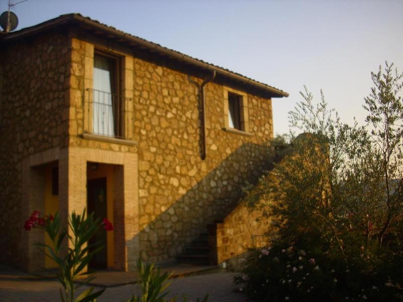 B&B Chiara e Benedetta (La villa degli Ulivi) - Genel