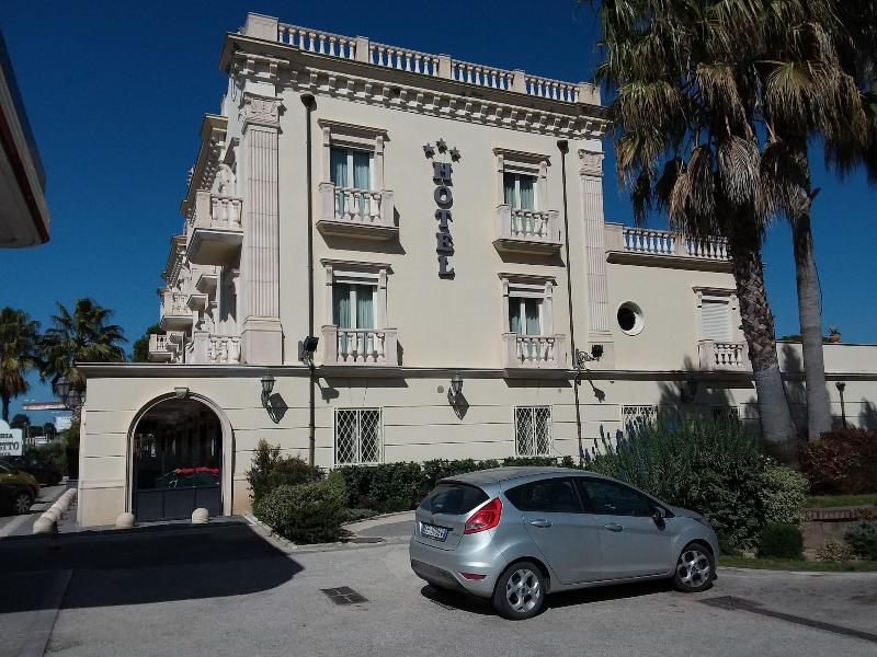 Hotel Al Boschetto - Genel