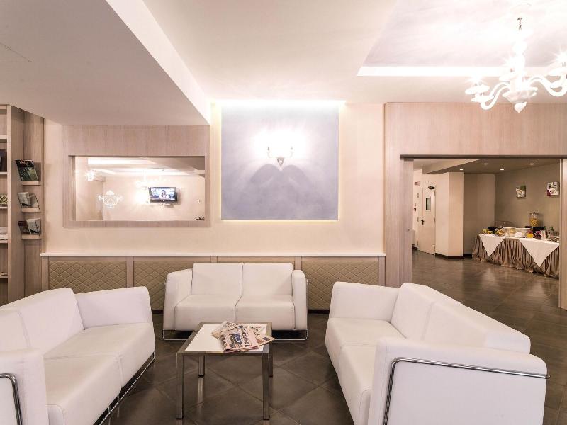 Hotel Castagneto - Lobi