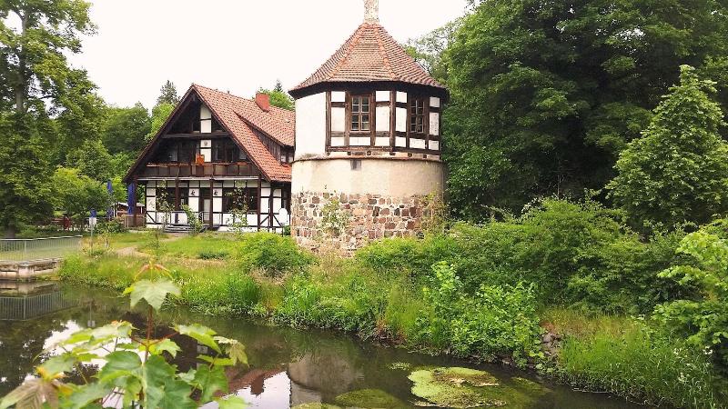 Neue Mühle Hotel und Restaurant - Genel