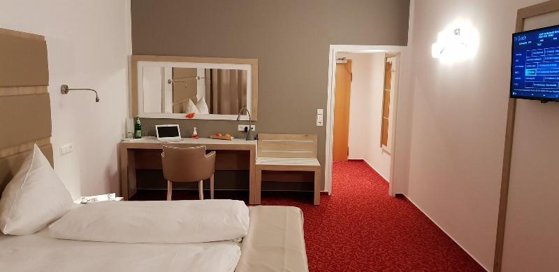 Confour Hotel - Oda