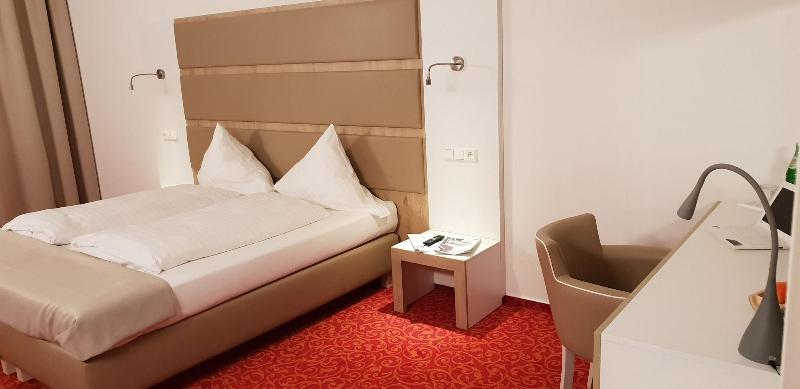 Confour Hotel - Oda