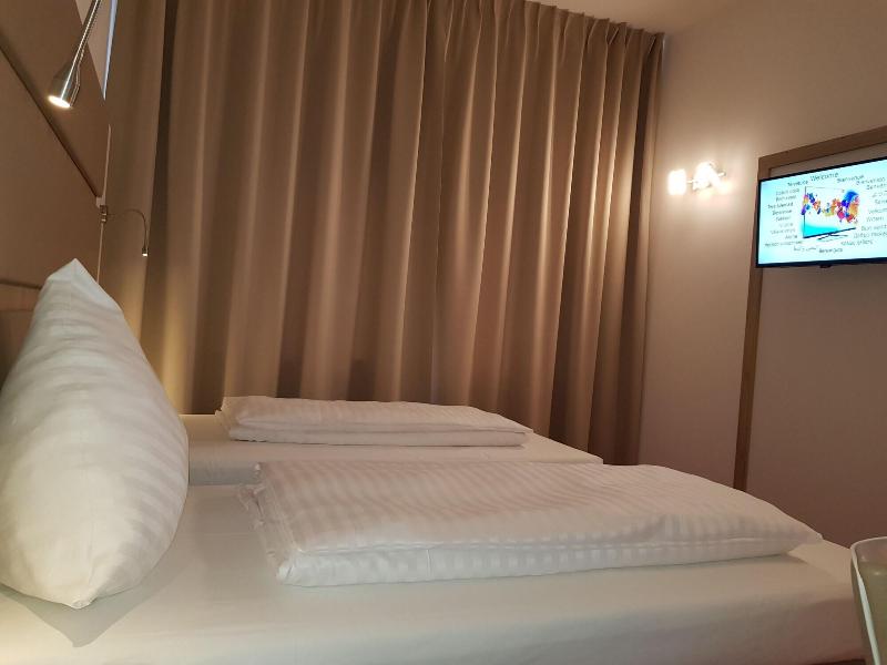 Confour Hotel - Oda