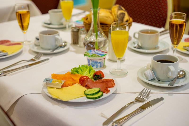 Confour Hotel - Restoran