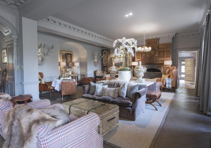 The Elms Hotel And Spa - Bar