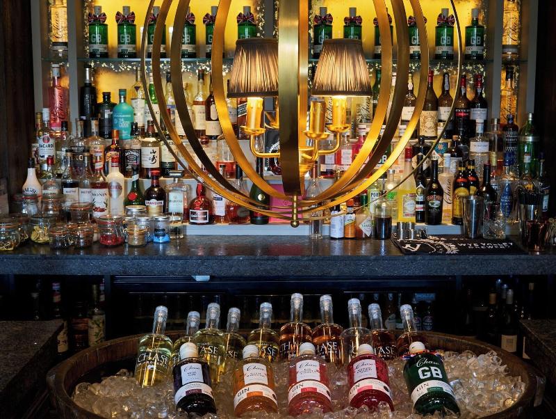The Elms Hotel And Spa - Bar