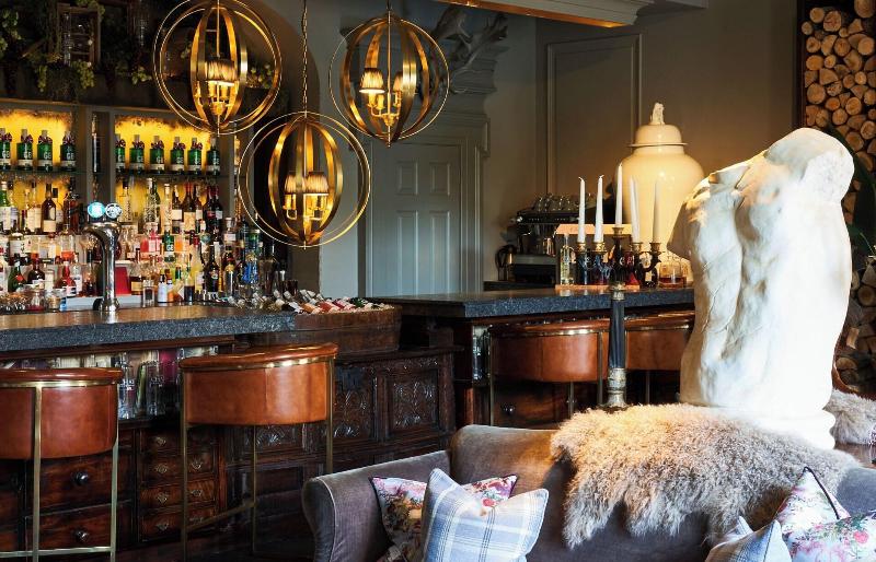 The Elms Hotel And Spa - Bar