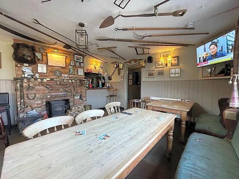 The Windmill Inn - Genel