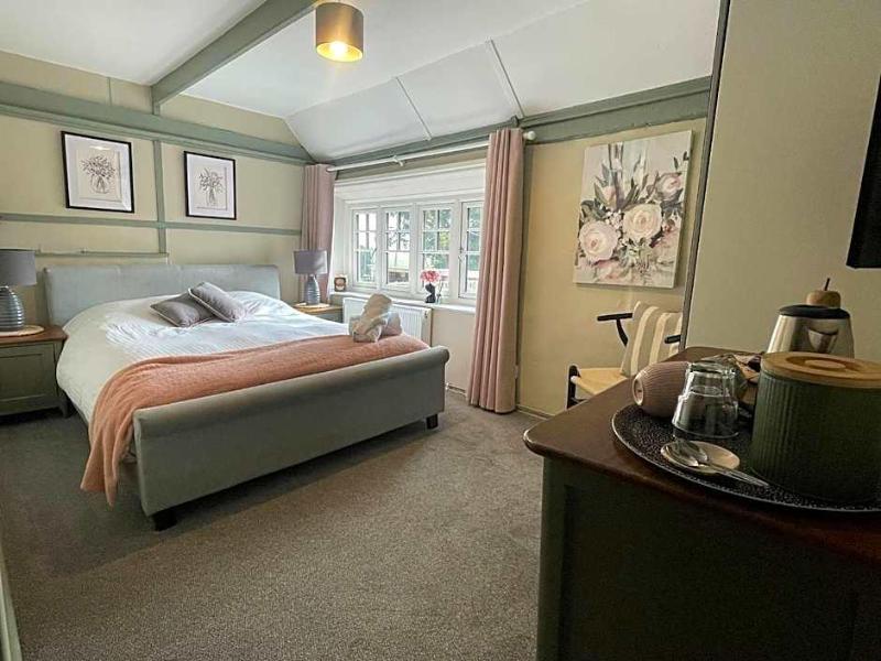 The Windmill Inn - Genel