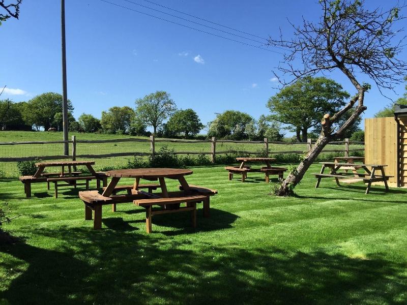 The Windmill Inn - Genel