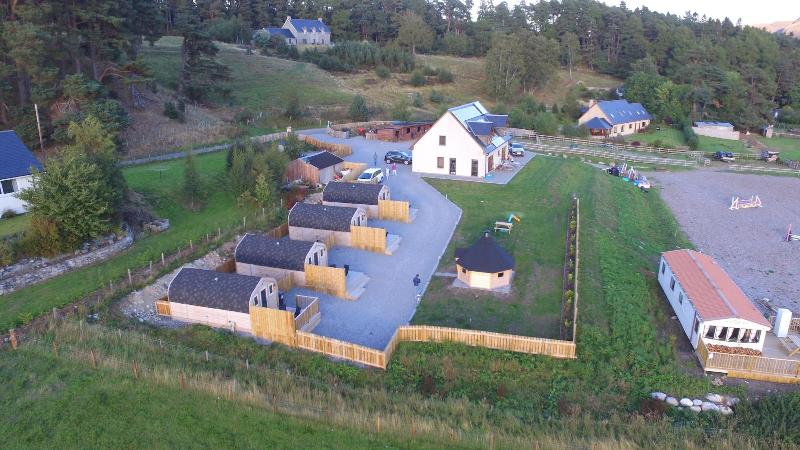Tigh an Each B&B & Laggan Glamping - Oda