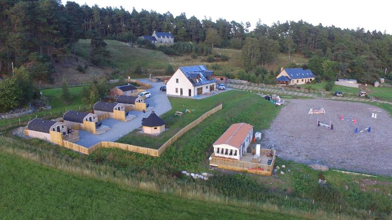 Tigh an Each B&B & Laggan Glamping - Oda
