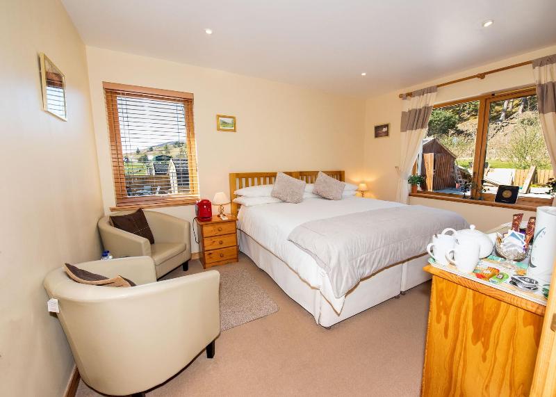Tigh an Each B&B & Laggan Glamping - Oda