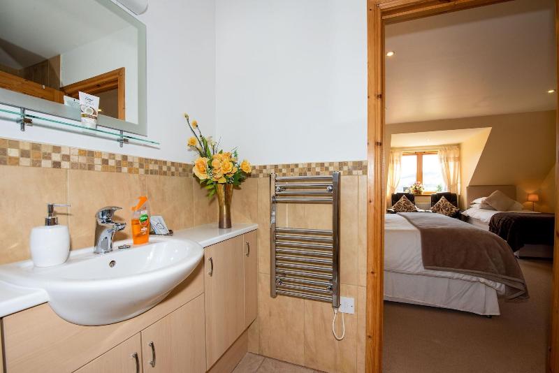 Tigh an Each B&B & Laggan Glamping - Oda